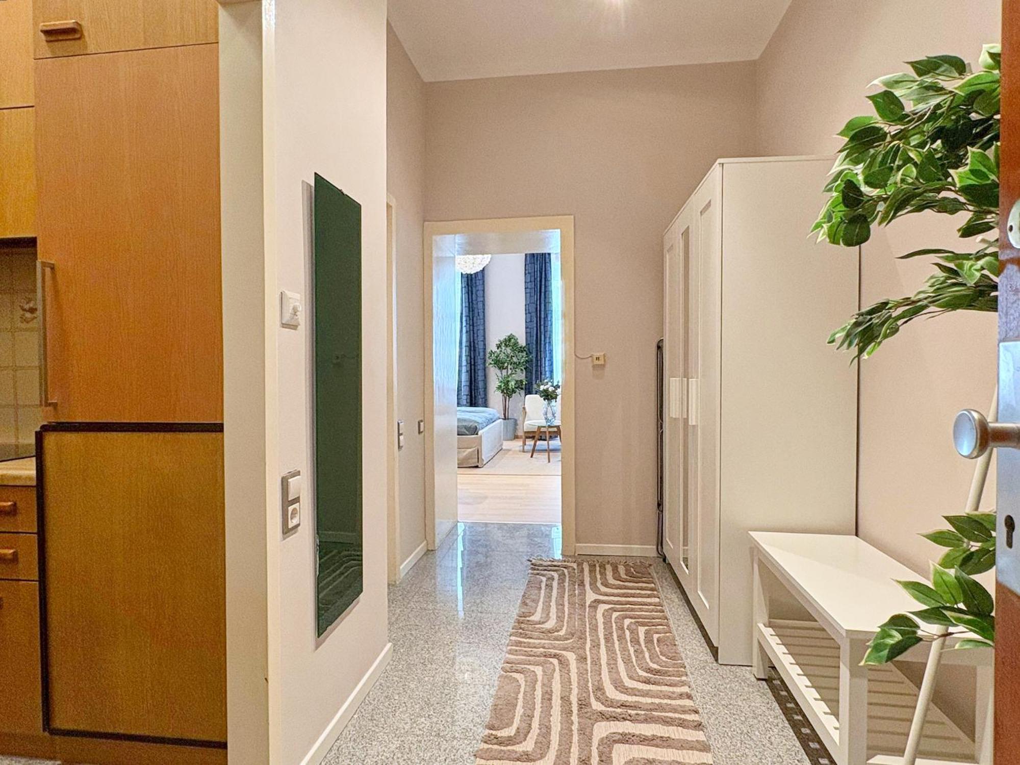 Spacious And Near Metro I Close To Parks I Akh Apartment Vienna Luaran gambar